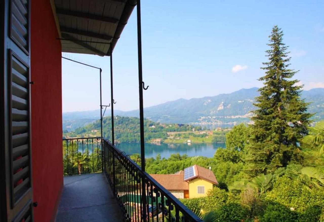 Domus Cusiana Complesso Vista Lago E Piscina Miasino Luaran gambar