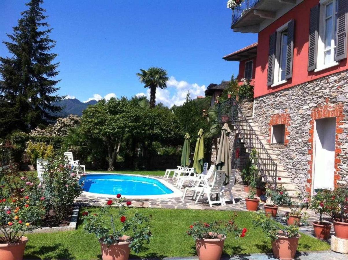 Domus Cusiana Complesso Vista Lago E Piscina Miasino Luaran gambar